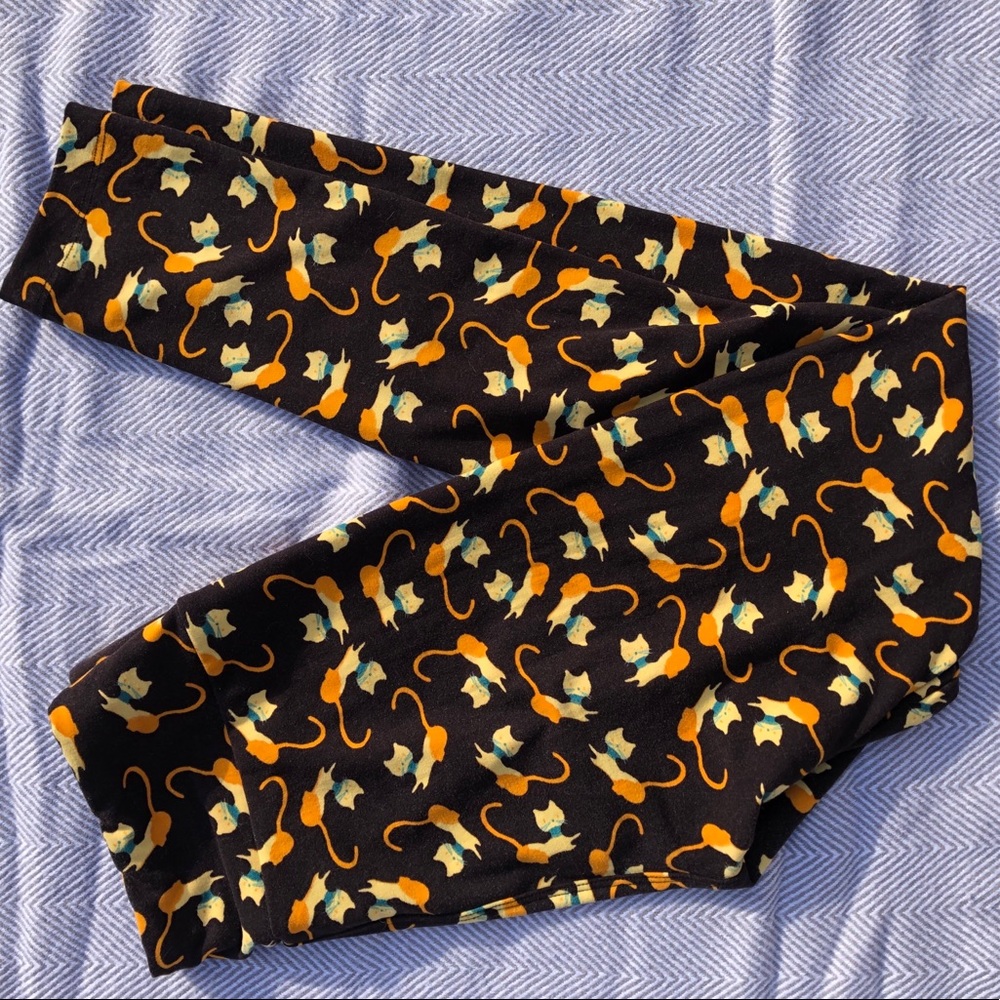 ⚡️FINAL SALE LulaRoe One Size Leggings